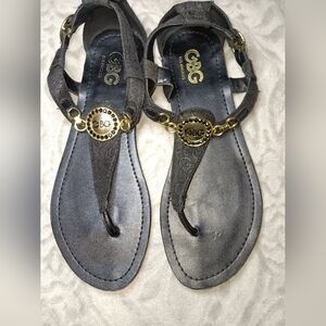 GBG Los Angeles Black Sandals with Gold Embellishments
